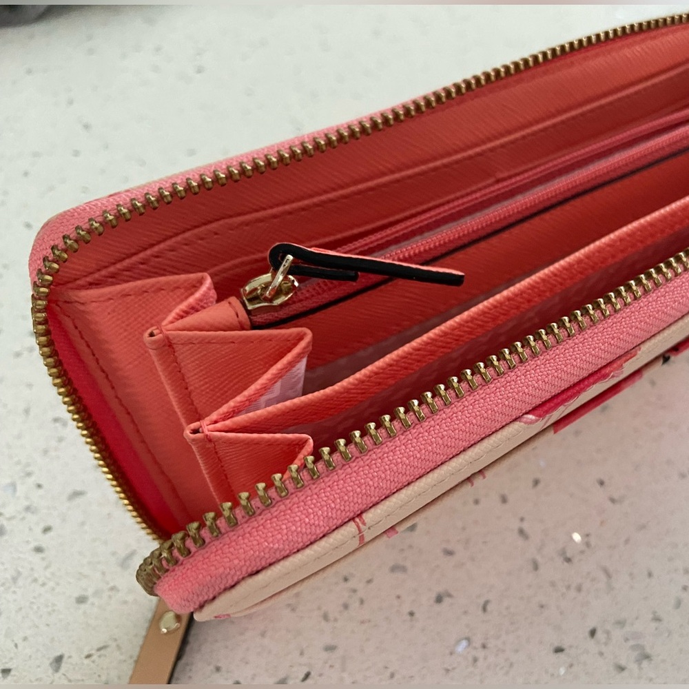 Kate Spade Flamingo Wallet - Picture 6 of 8